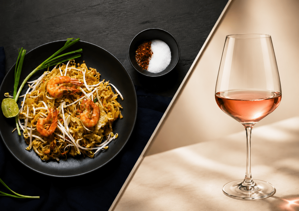ผัดไทยคู่กับไวน์ Dry Rosé จากโพรวองซ์