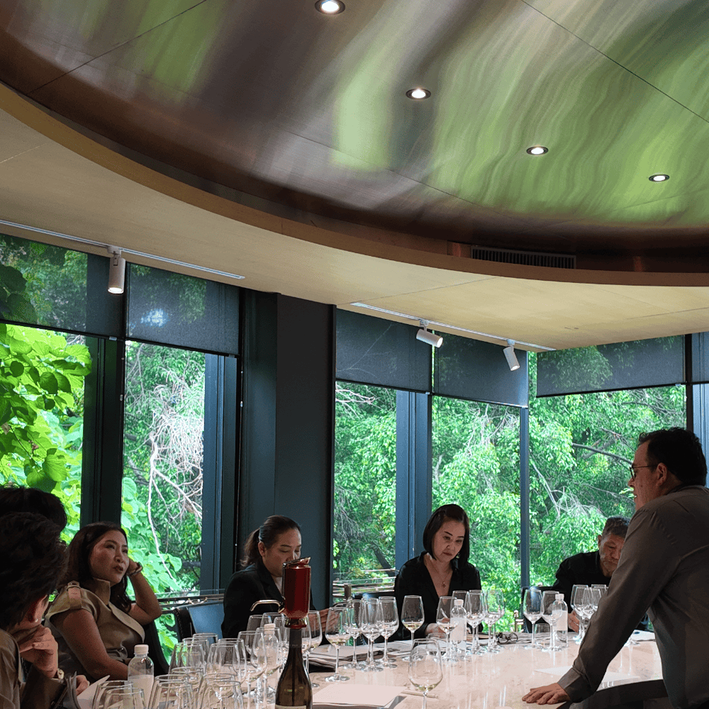 ประสบการณ์ทำอาหารฝรั่งเศสและจับคู่ไวน์ที่ École Ducasse Nai Lert Bangkok Studio X Wine & Spirit Academy]
